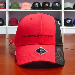 2020 Special desig black and red Color Customize Metal embroidery Logo baseball sports Hats Caps